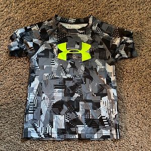Under armor tee